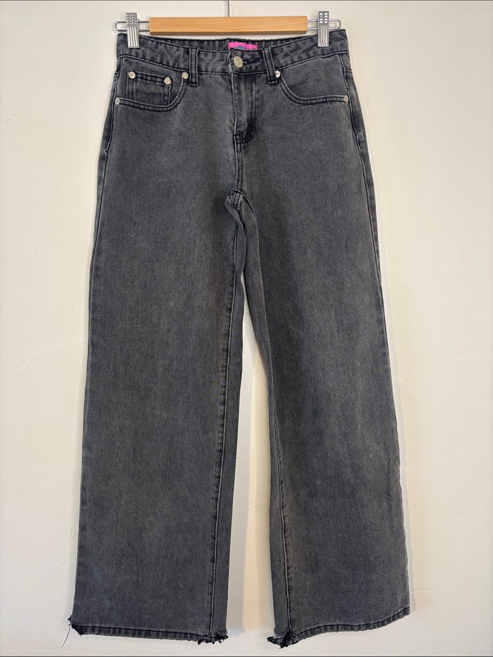 Edikted Lot of 4 Size XS/S Washed Black Jeans, Hoodie, Tank and Long Sleeve - Picture 2 of 16